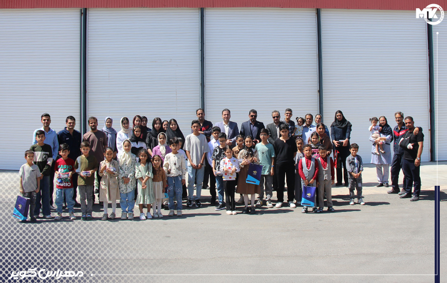 آیین تجلیل از دانش آموزان برتر پرسنل محترم کارخانه مهراس کویر